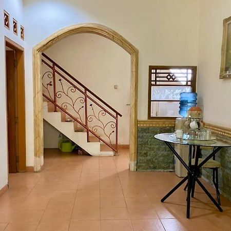 Villa Sevilla 3 Bedrooms Bppk Ciloto Puncak By Damaresa Cianjur Exterior photo